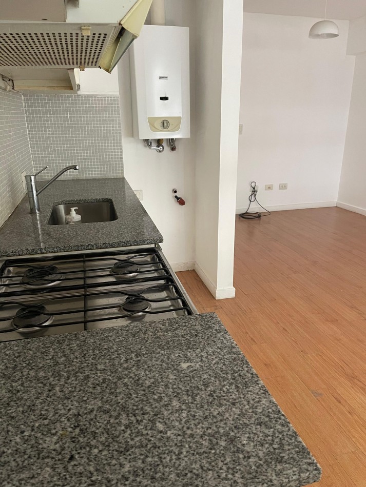INTERESANTE DPTO DE UN DORMITORIO AL FRENTE 